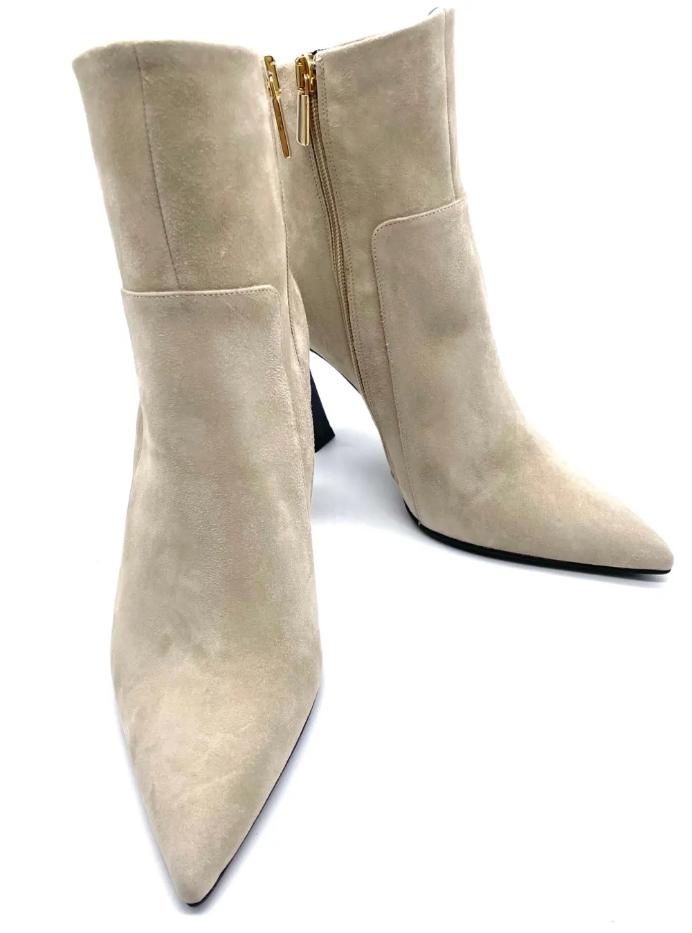 chiara_carrino_etosha_sto_2.webp Chiara Carrino 'Etosha' Stone Ankle Boot>Women Boots | Heels