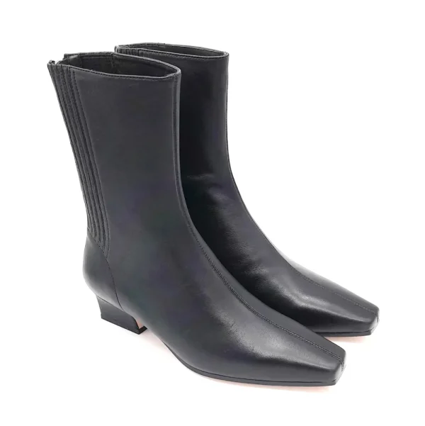 Lola Cruz 'Lille Lo' Boot>Women Boots