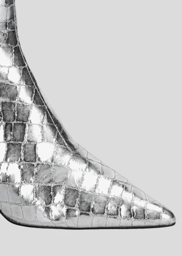 Lola Cruz 'Mountain' Ankle Boot>Women Boots | Heels